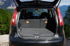Nissan Note 2005 просторный багажник