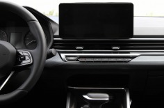 Мультимедия Geely Emgrand 2023